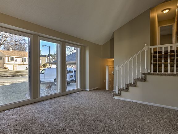 3rd image of 15491 Harney St