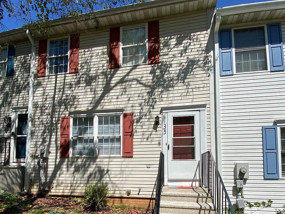 1st image of 35 N Towne Ct