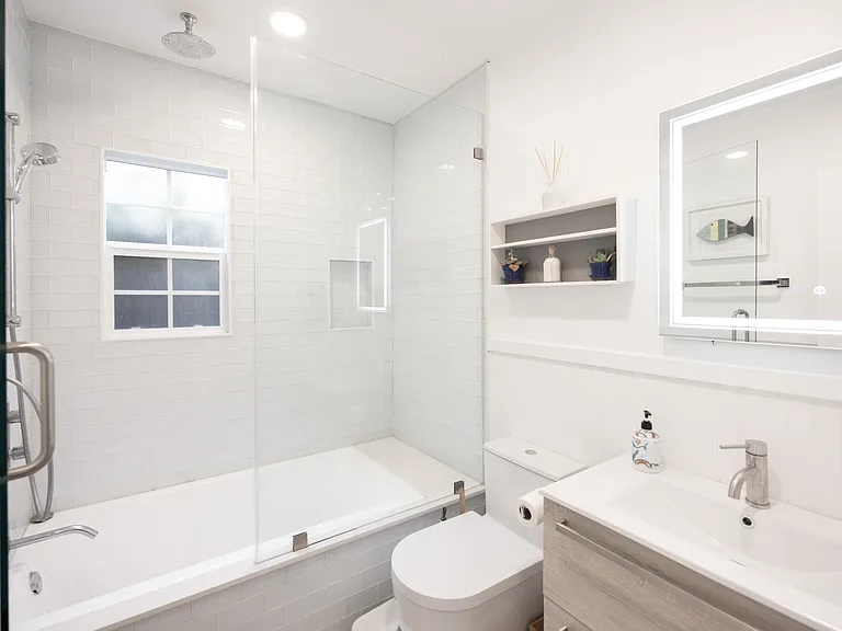708 Machado Dr — Photo 18