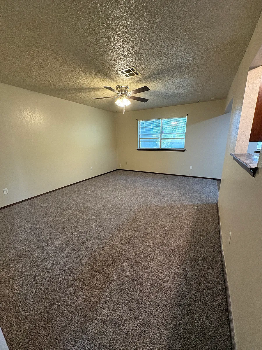 Building Photo - 1108 SW 78th Ter