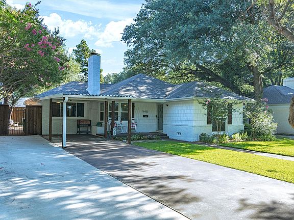 3rd image of 6432 Darwood Ave