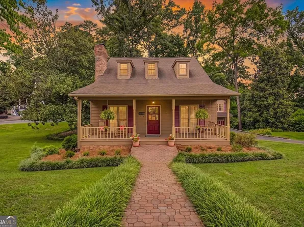 4 Sherwood Rd SW, Rome, GA 30165