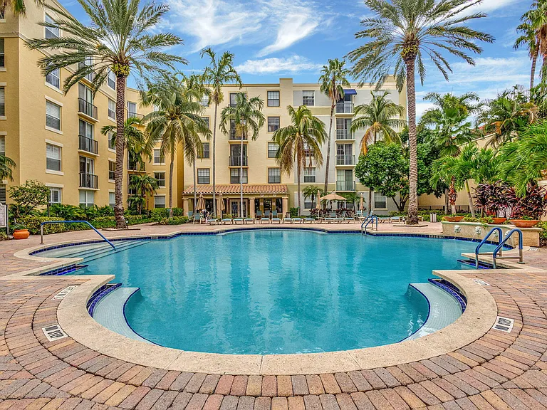 651 Okeechobee Blvd #1008 — Photo 44