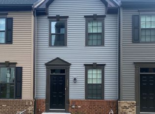 2060 Track Cir, Fredericksburg, VA 22401
