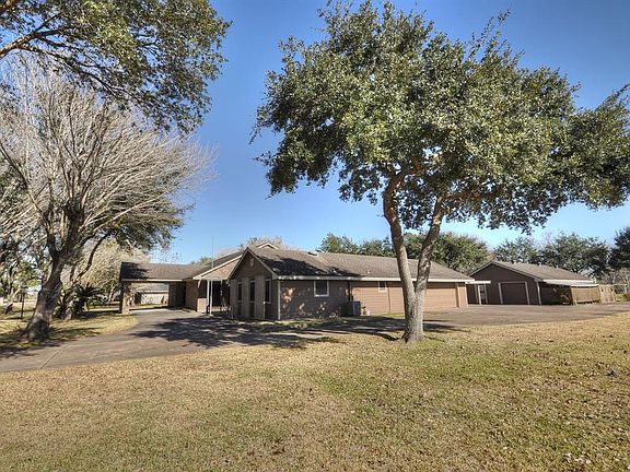 4th image of 3713 Skylark Way