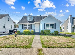 10 Forest St, East Haven, CT 06512