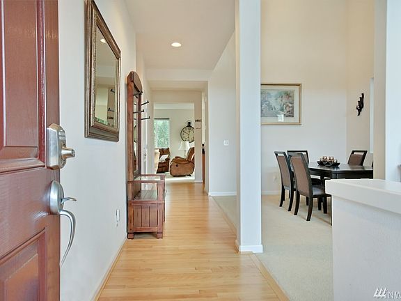 3rd image of 6914 Isaac Ct SE