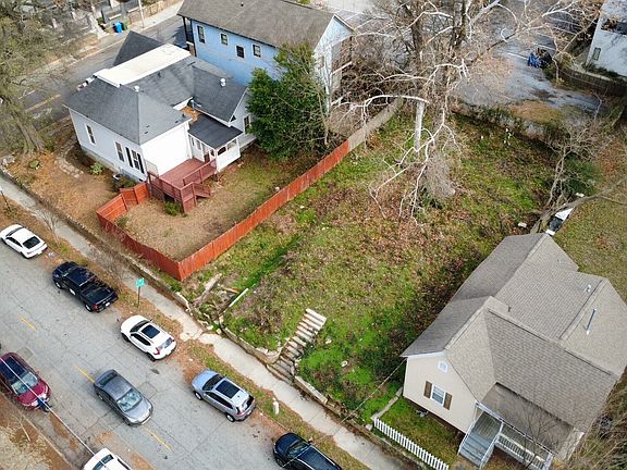 4th image of 348 Kelly St S