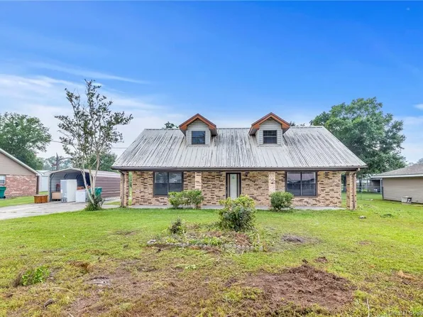 2917 Travis St, Westlake, LA 70669