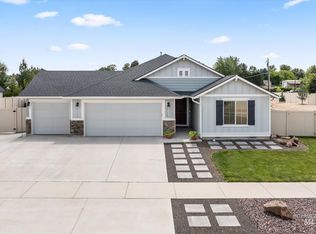 9739 W Roan Meadows Dr, Boise, ID 83709