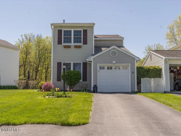 32 Cooks Court, Waterford, NY 12188