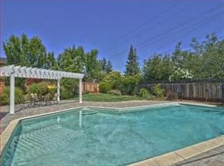 18709 Casa Blanca Ln, Saratoga, CA 95070