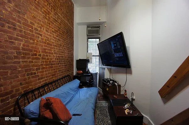 Rented by Citi Habitats | media 22