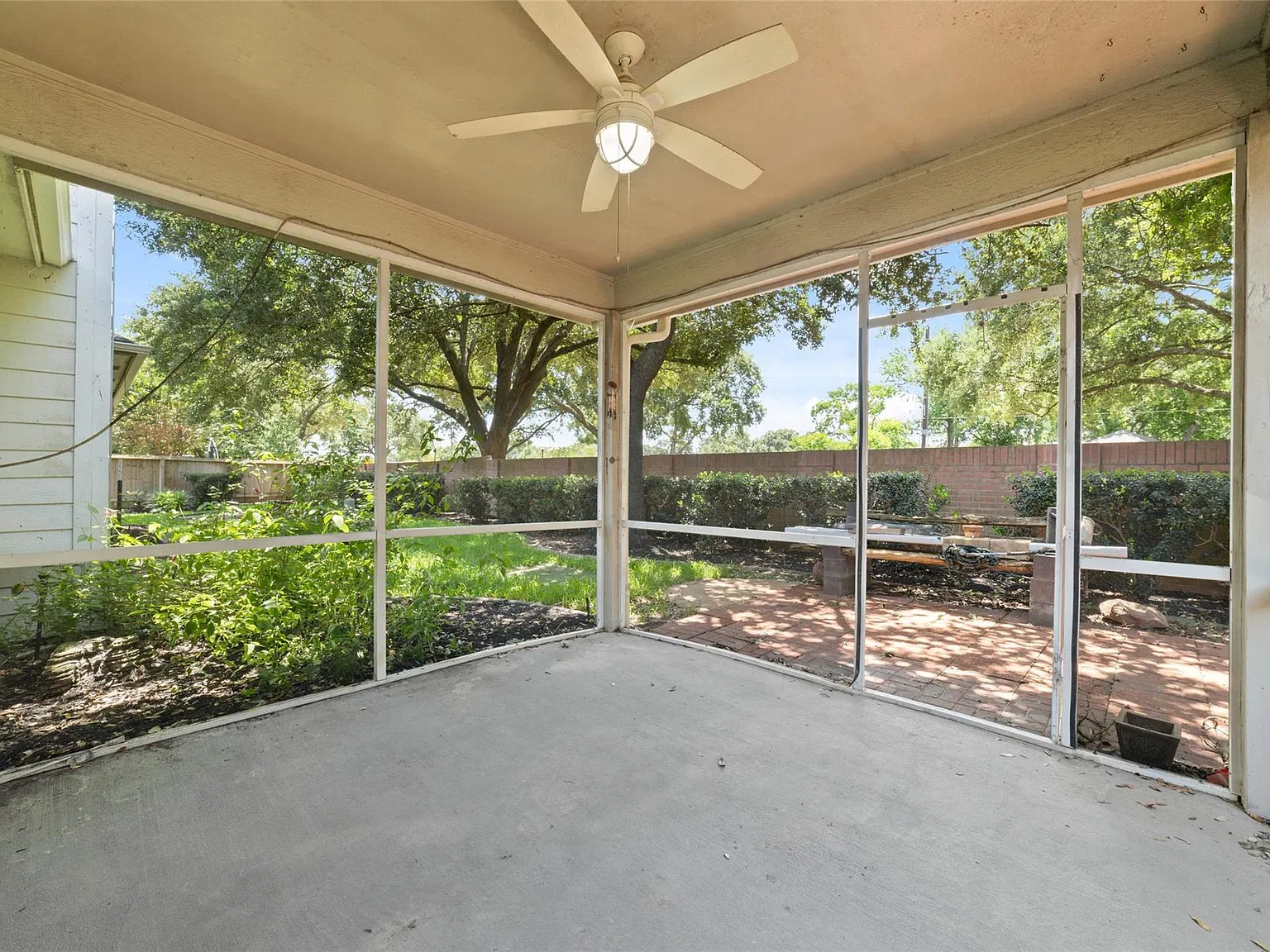 3 bed, 2.0 bath, 2237 sqft, $2,500 — Photo 4