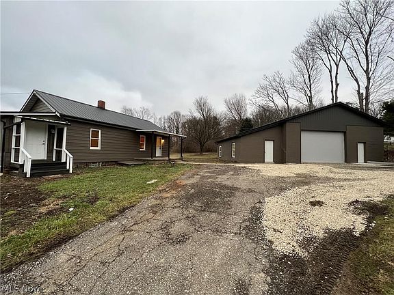 5th image of 1364 Miday Ave NE