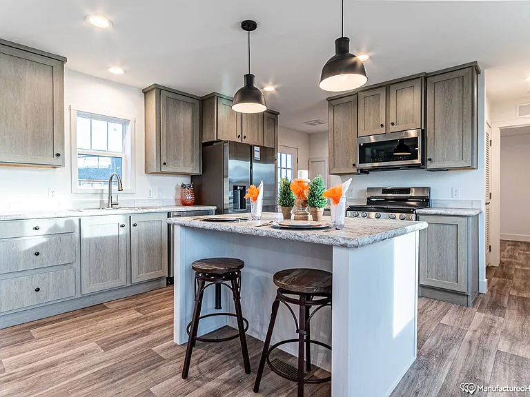 111 Hollowood Trl — Photo 2