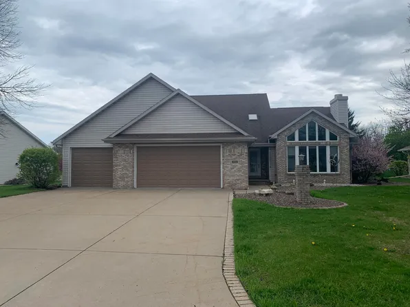 W5915 Peaceful Ln, Appleton, WI 54915