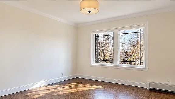 2nd image of 25 Meserole St APT 3R