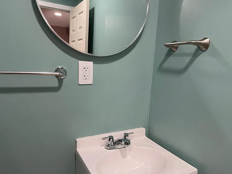 BathroomCou