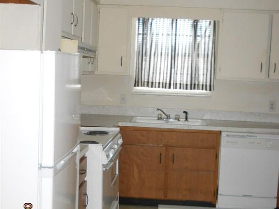 3rd image of 4858 La Ventana Ter