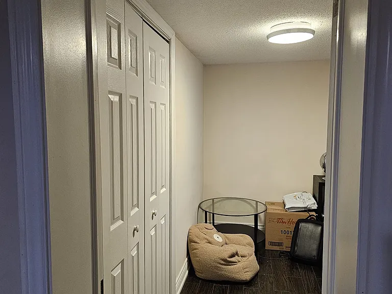 61 Farmbrook Rd #BASEMENT — Photo 11