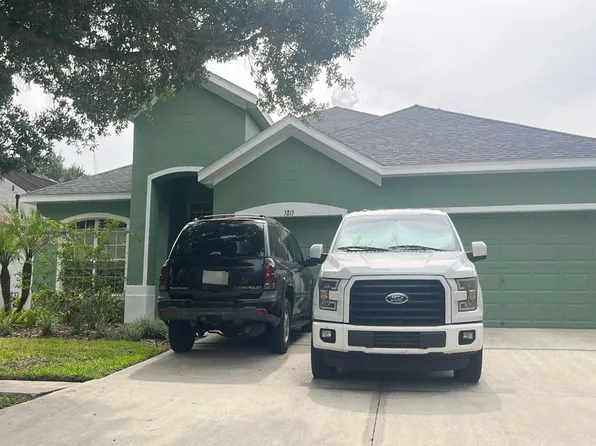 5813 Heronview Crescent Dr, Lithia, FL 33547
