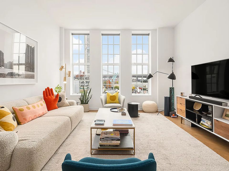 1st image of 184 Kent Ave APT A403