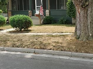 212 Russell St, Blissfield, MI 49228
