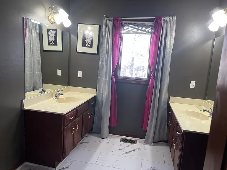 Bathroom inside Master bedroom
