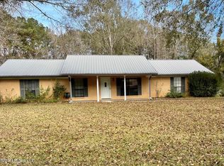 212 Meadows Dr, Florence, MS 39073