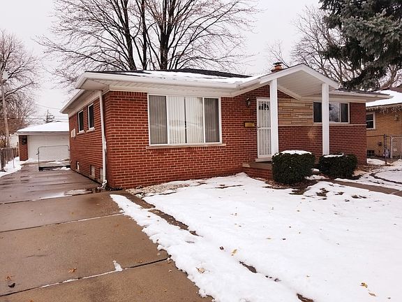 3rd image of 25895 Barbara St