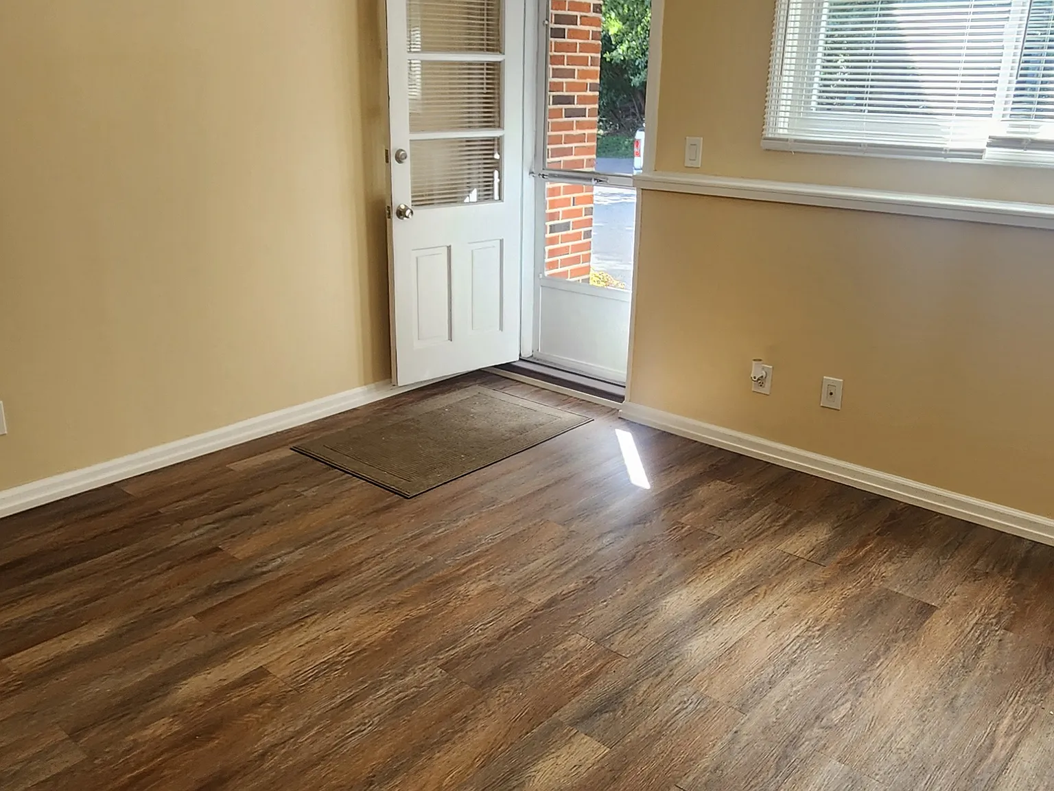 1 bed, 750 sqft, $3,000 — Photo 3
