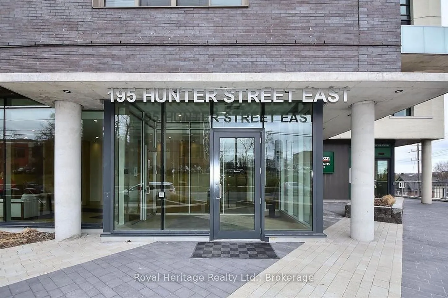 2 bed, $3,000 — Photo 1