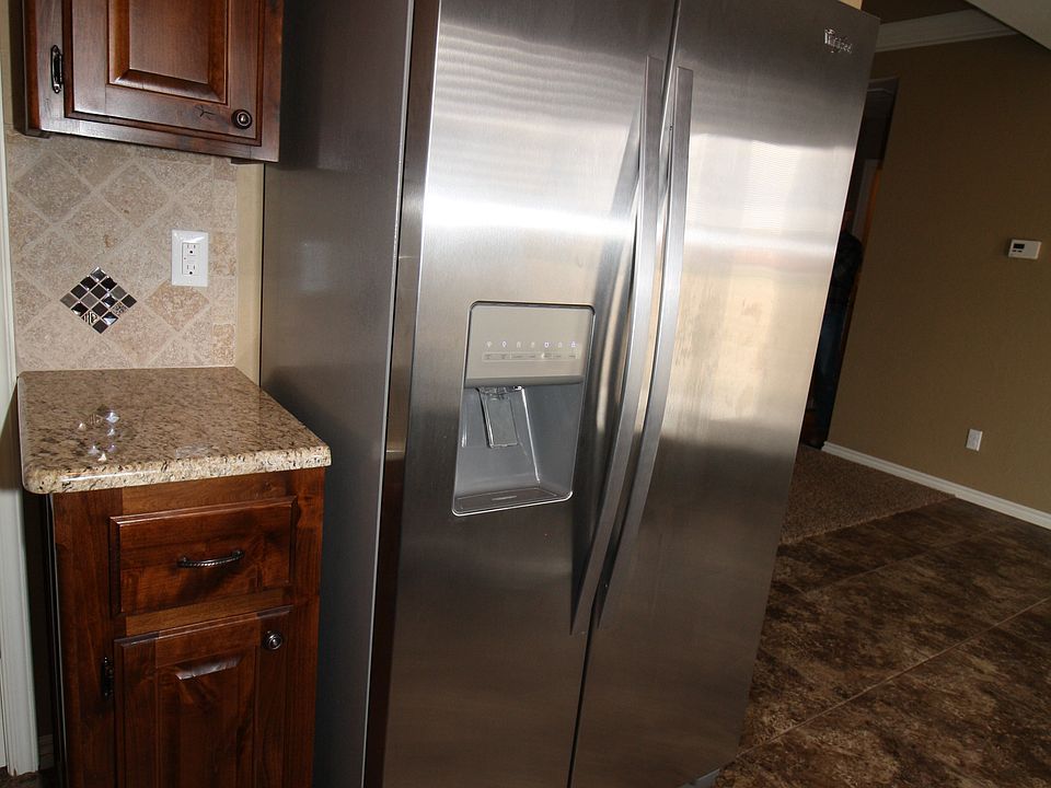 Delta 2/2-Kitchen