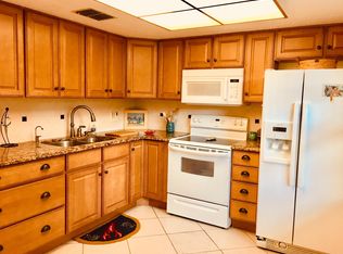 831 Maple Ct APT 109, Dunedin, FL 34698