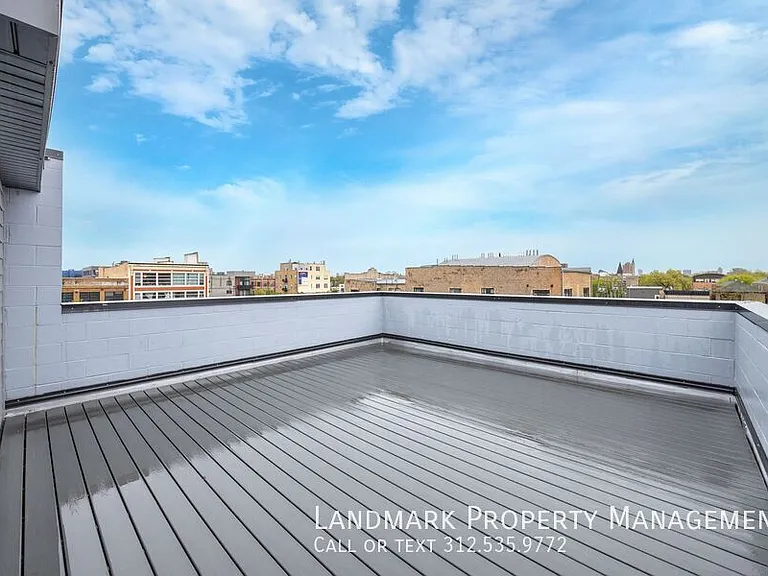 1545 N Artesian Ave #3 — Photo 21