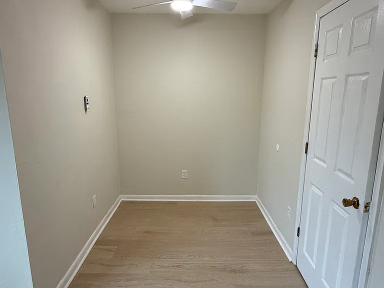 1009 Bethel Ave — Photo 4