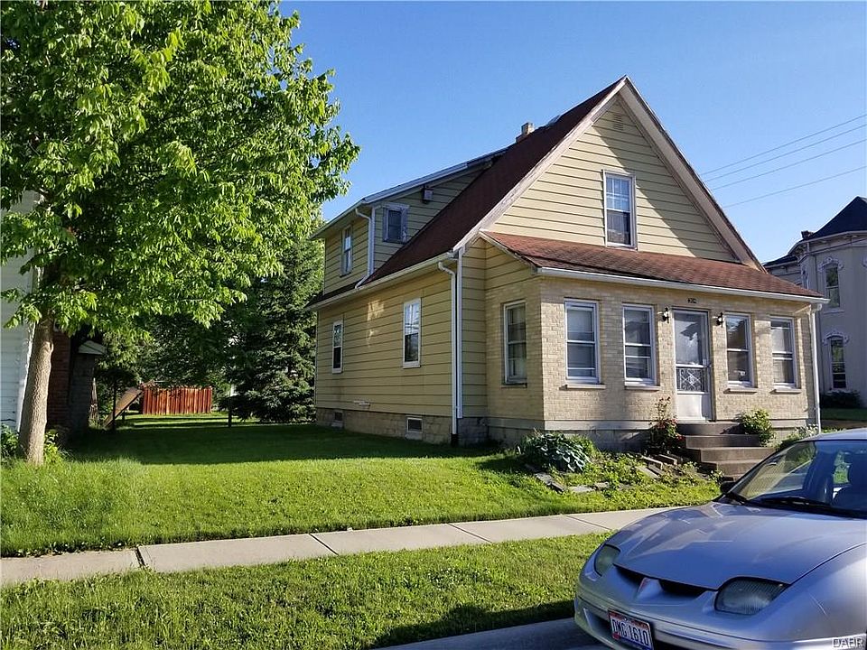 2nd image of 304 W George St