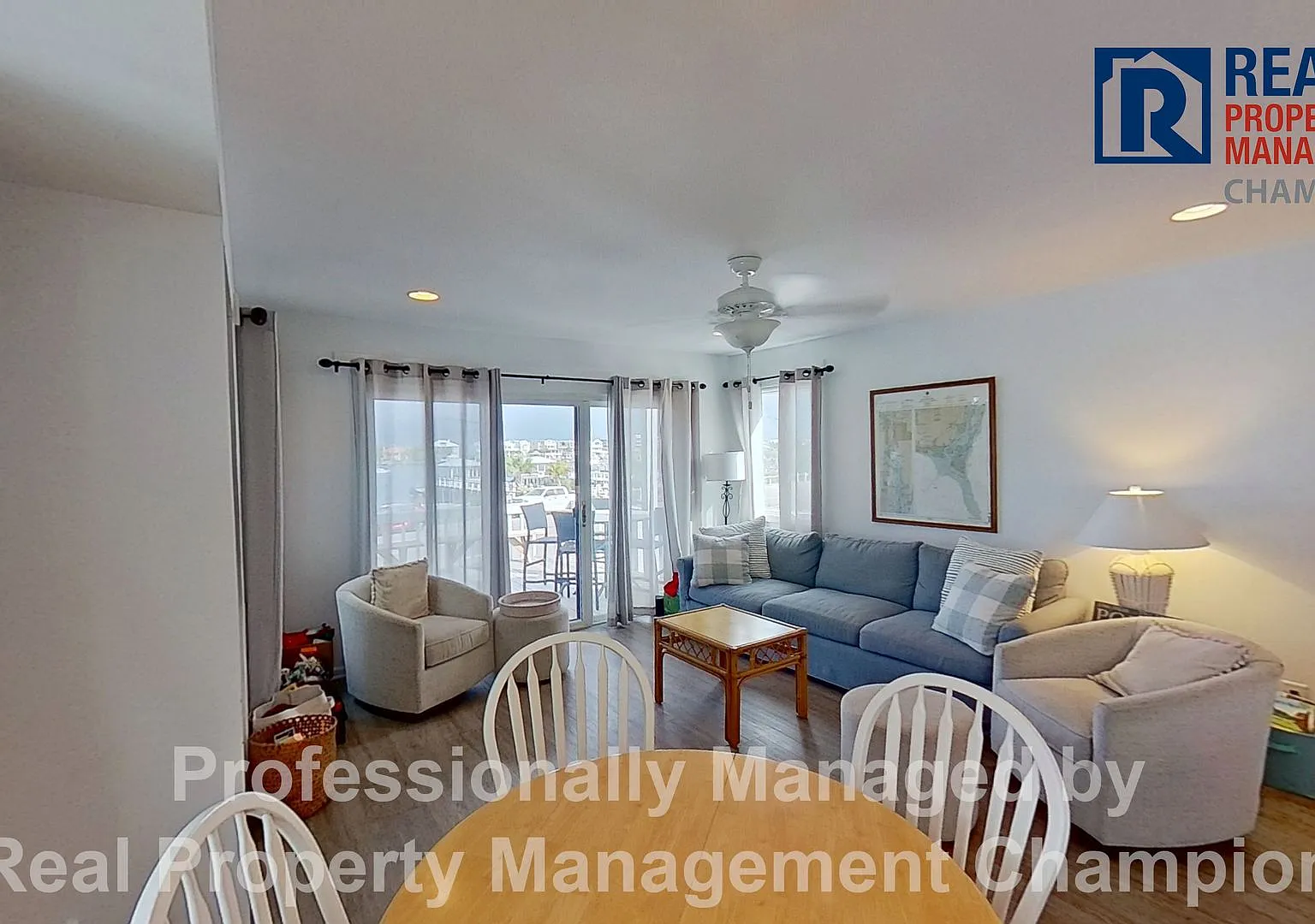 Furnished Year Round Rental One Block from Ocean on Wrightsville Beach — Photo 4