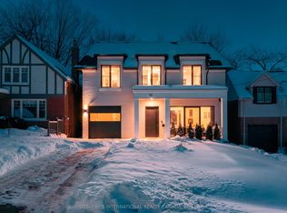 30 Orchard Cres, Toronto, ON M8Z 3E1