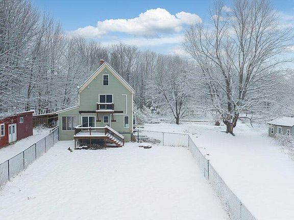 4th image of 48 Location Road