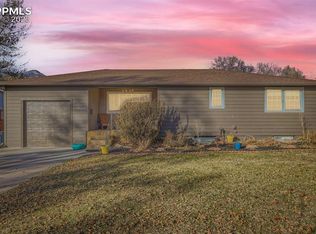 530 Valley Rd, Colorado Springs, CO 80904