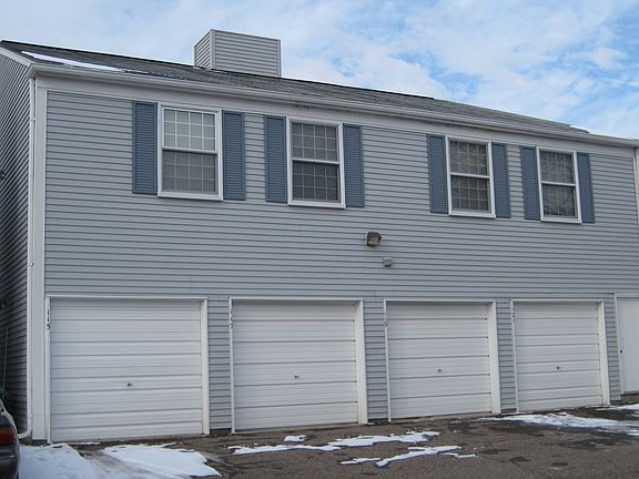 3rd image of 117 Lake Village Dr #109