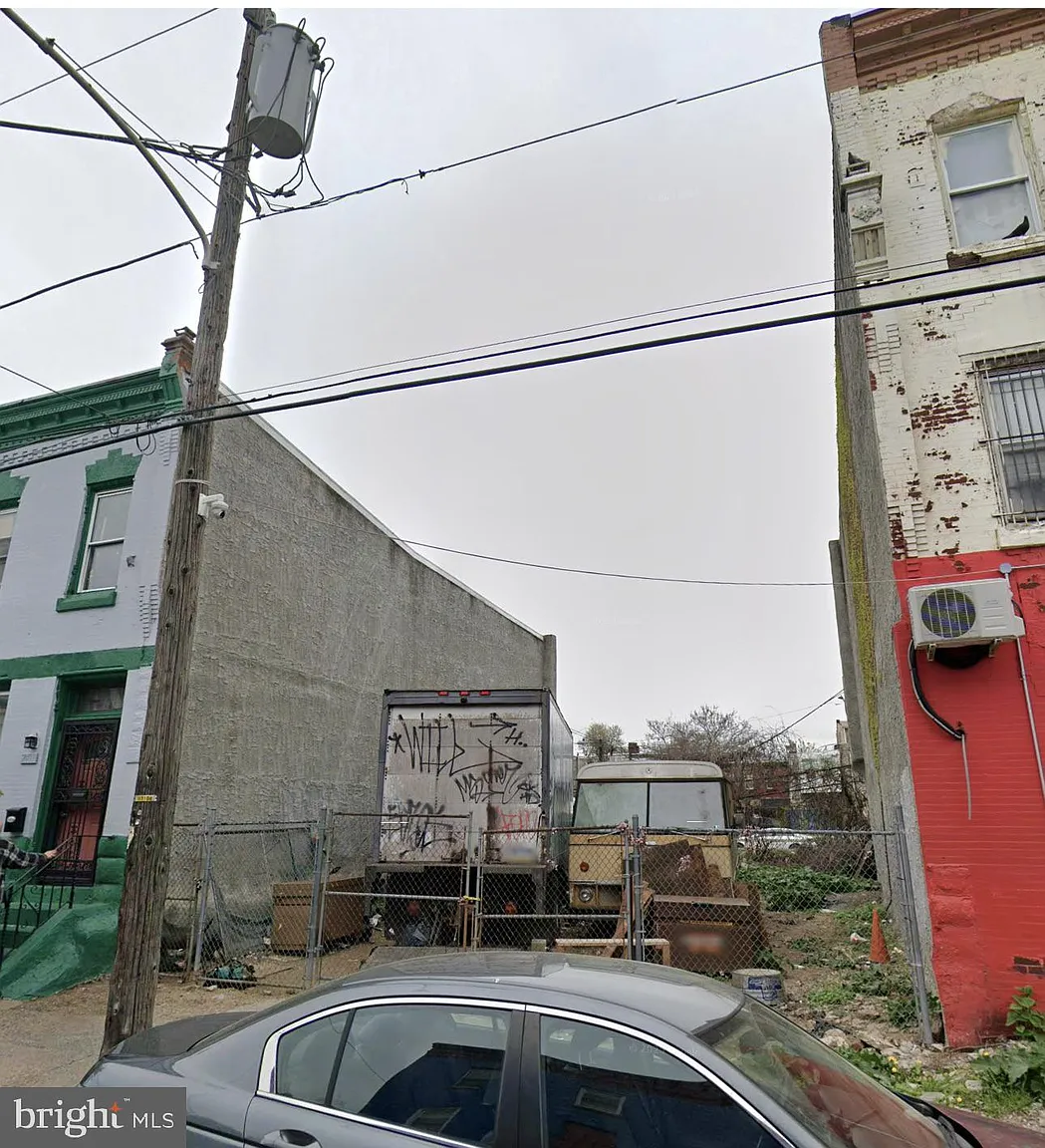 2403 N 20th St photo 1