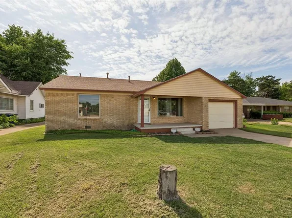 417 S Grand St, Crescent, OK 73028