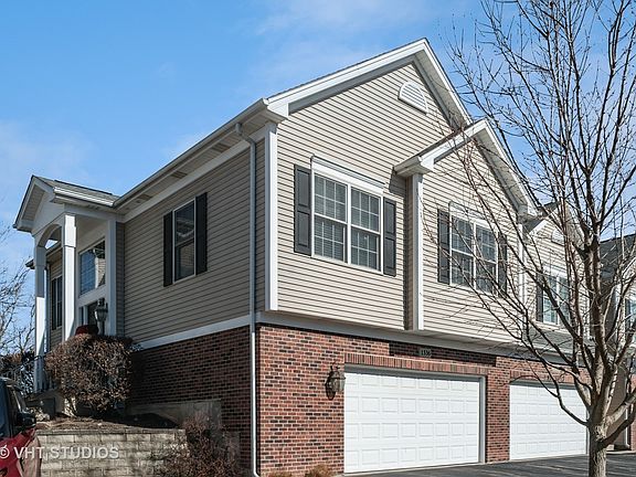 3rd image of 1336 N Winslowe Dr