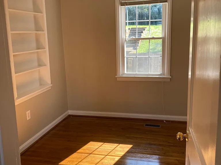 4902 Sycamore Pl — Photo 23