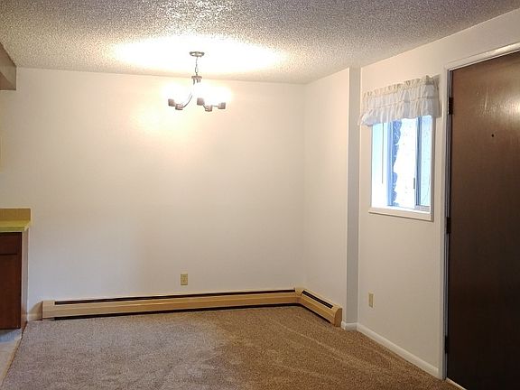 3rd image of 131 W Sussex Ave APT 8