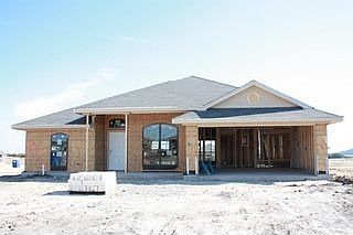 1st image of 2416 Scott Dr