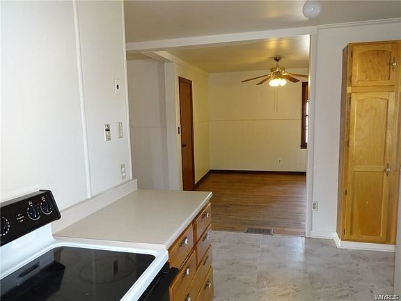 4th image of 535 71st St